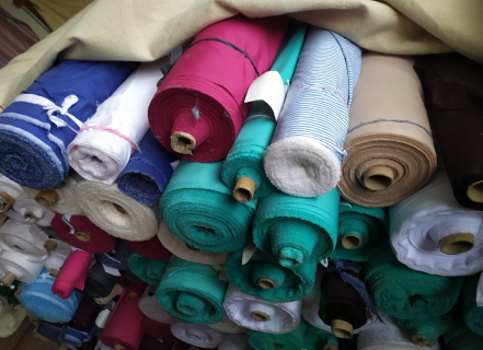 废旧布料回收多少钱一吨？什么价格？上海腾布来告诉你！